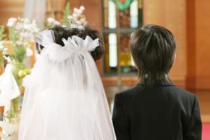一流の鑑定士在籍の婚約指輪買取をする店